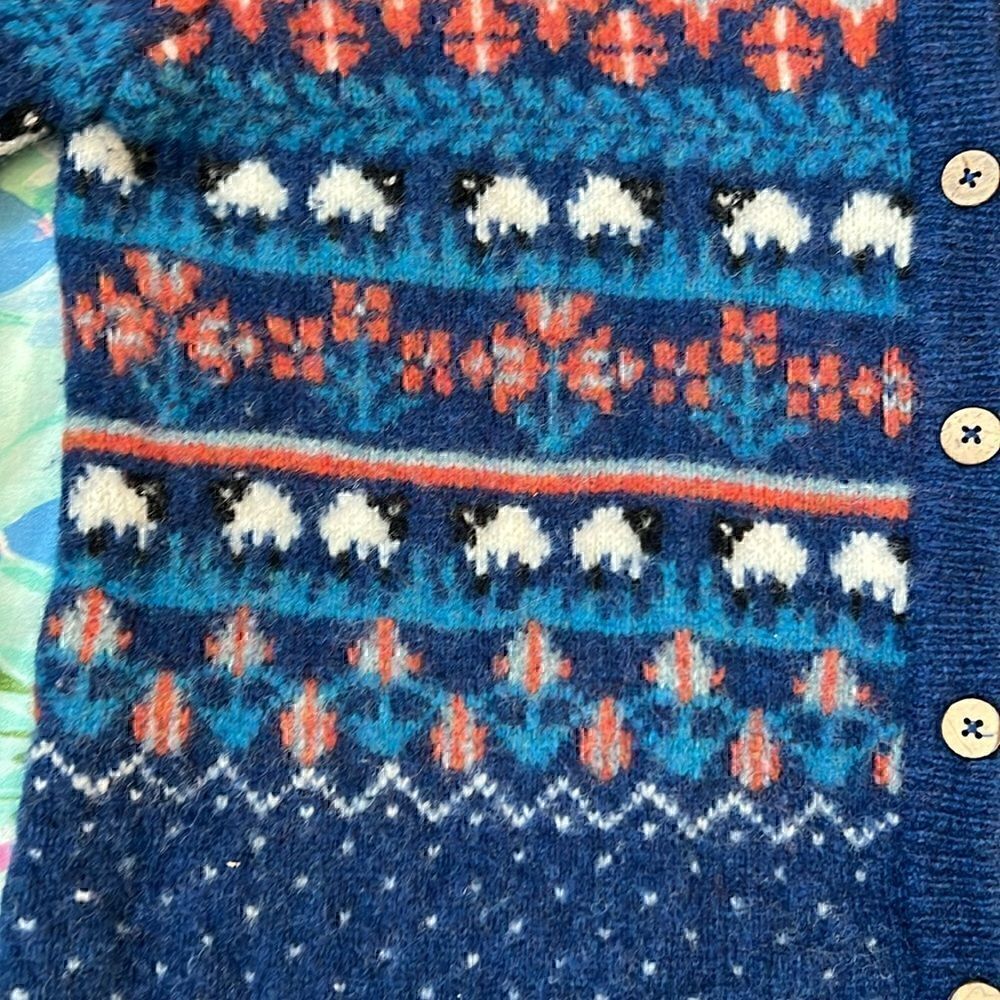 WoolOvers Cardigan Sheep Print - S “SEE MEASUREMENTS” - Picture 13 of 14